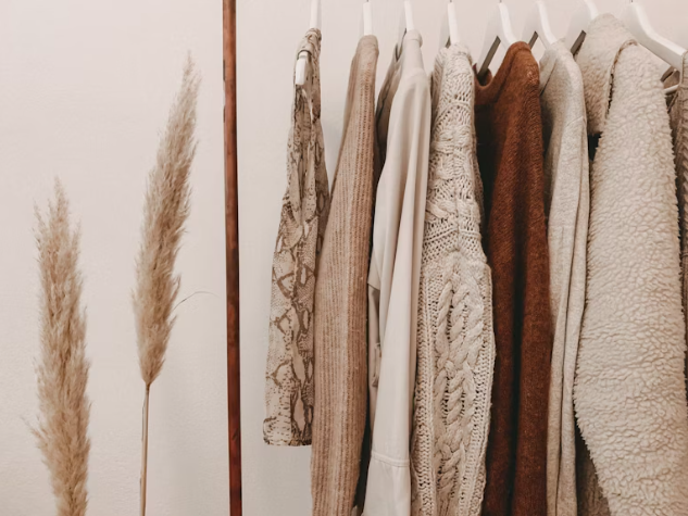 Blazer dan Cardigan Wanita Kekinian Mode Busana Segala Usia