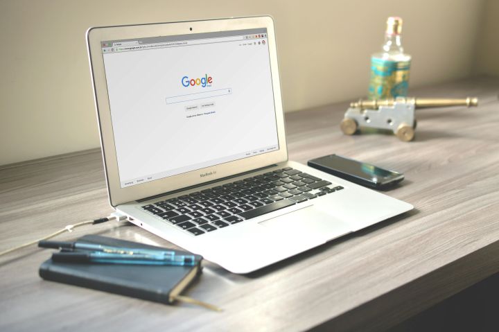 Tingkatkan Trafik Website dengan Bantuan Jasa Iklan Google Adword