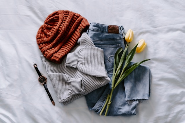 Begini Tips Memilih Outfit Kantor Casual untuk Wanita